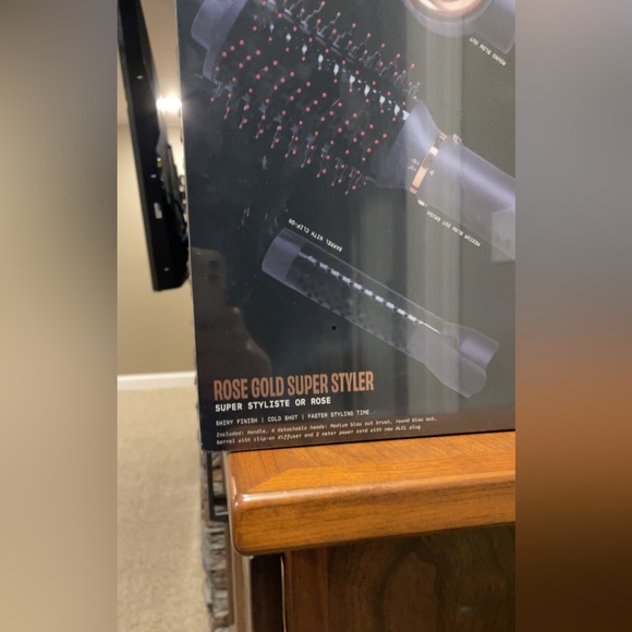 FOXYBAE HAIR Rose Gold Super Styler - Picture 3 of 3